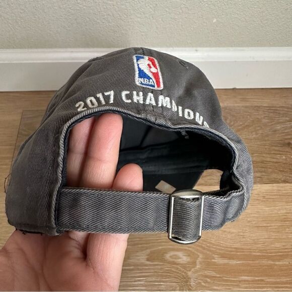 Adidas Golden State Warriors 2017 NBA Champions Adjustable Hat - Picture 9 of 11